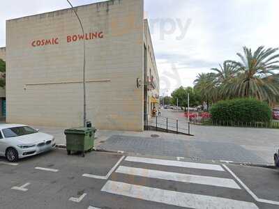 Cafetería Cosmic Bowling