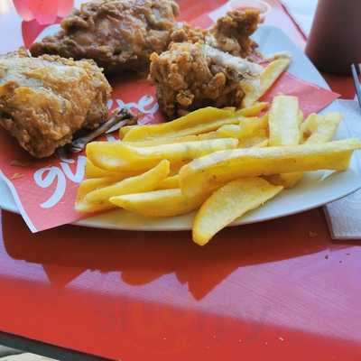 Pechugones Chicken Broaster