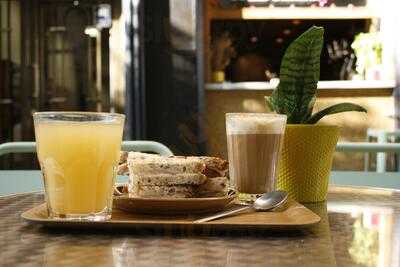 Jonny Aldana Vermutería