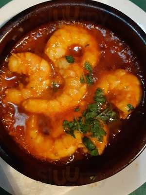 Nuestrobar Restaurant