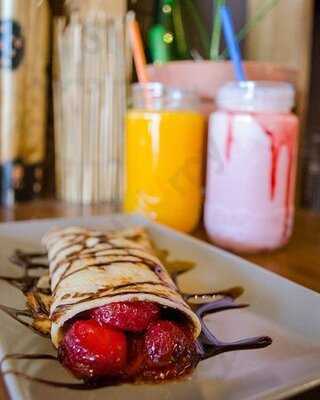 T-surf Coffee Lounge & Tiki Bar