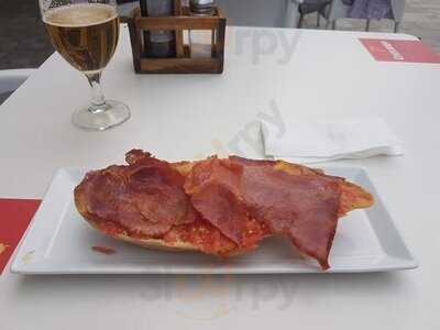 Restaurant Tapes Del Port