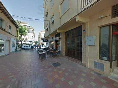 The Corner Pizza & Burger