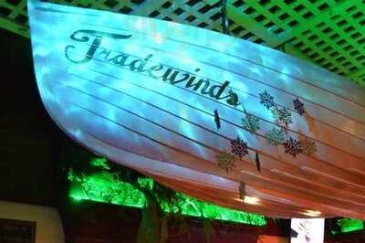 Tradewinds Bar & Restaurant