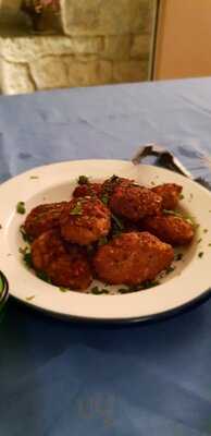 Eatwith: Monica And Eva Of Barcelona