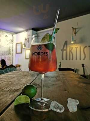 The Artist Cocktail Bar