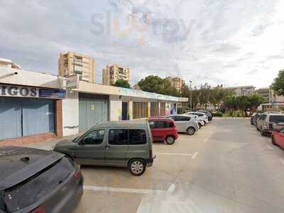 Mas K Tapas Cafe - Bar