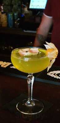 Wattana Cocktail Club