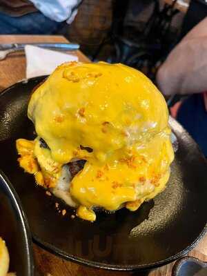 Mth Burger & Gin Holding, S.l.