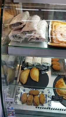 Aquí Hi Ha Molla Gastrobar