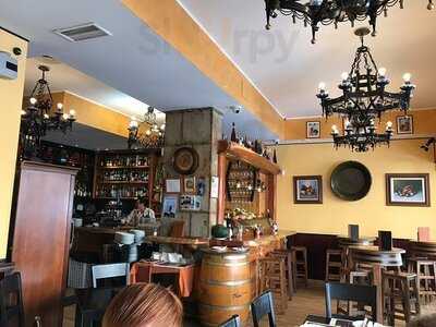 Bodega La Venencia De Pepe