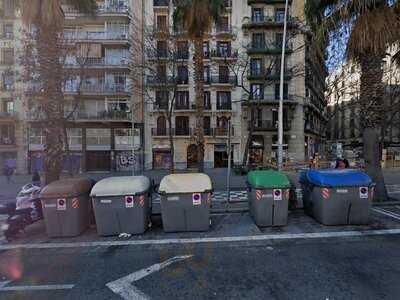Bodega Monumental Carrer Marina