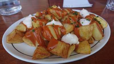 Bodega Monumental Carrer Marina