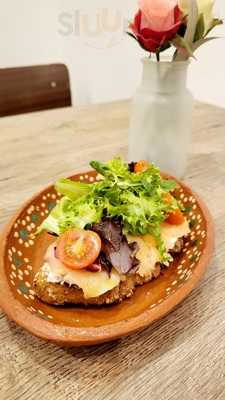 Clandestino Cafe Bar