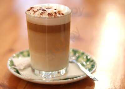 Playground Cafe & Bar