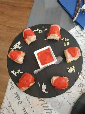 Wine Restaurant E Pizzería La Bella Torino