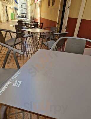 La Despensa, Lupulos Y Taninos