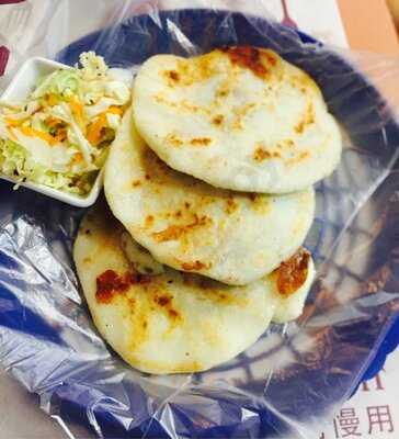 Restaurante Y Pupuseria Pica Pica