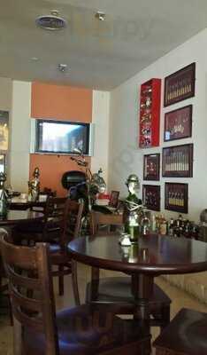 Cappuccinos Beach Side