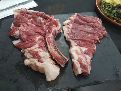 Bon Taverner Restaurant Taperia