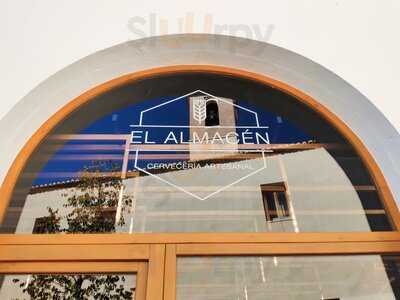 El Almacén