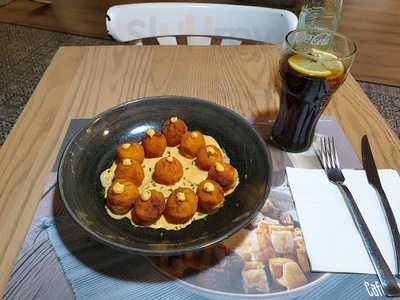 La Fórmula Café Tapas Bar