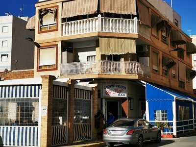 Cerveceria El Rojo Bar