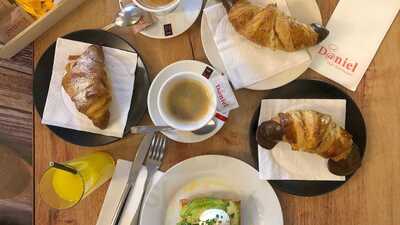 Daniel Cafe