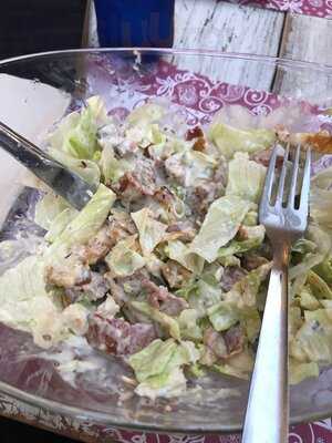 La Santa Bar And Delicatessen