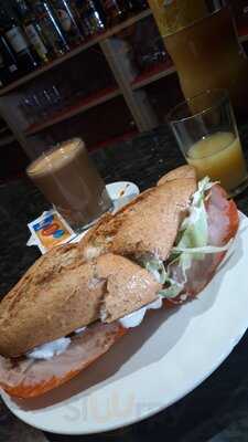 Acuario Bar And Resyuarant