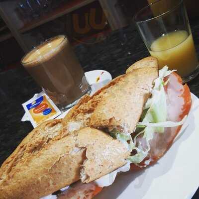 Acuario Bar And Resyuarant