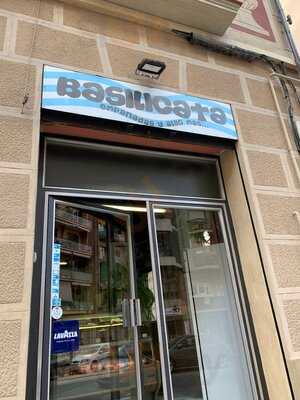 Basilicata, Empanadas Y Algo Más