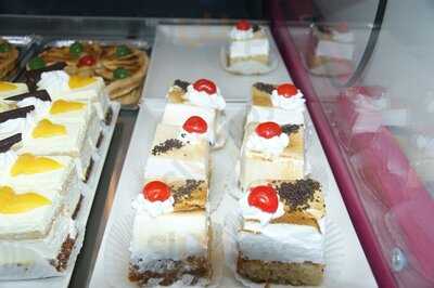 Kuki Pasteleria - Ciastkarnia