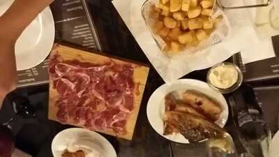 La Sagrada Bodegueta