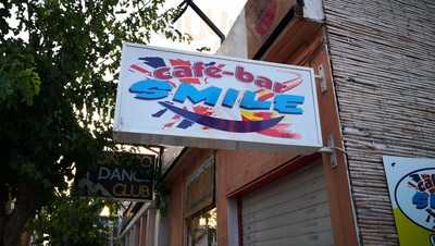 Smile Cafe Bar