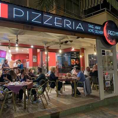 Red Moon Pizzería