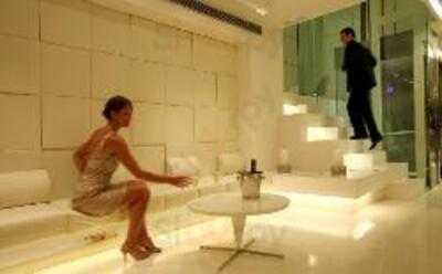 The Mirror Restaurant