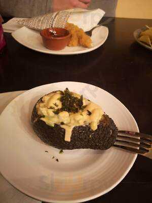 Habana Cafe & Gastro Bar