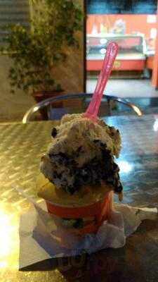 Amaretto Heladeria Artesanal