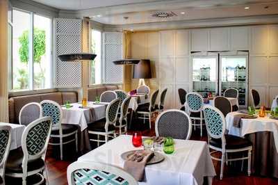 Palmyra Restaurante Lounge Bar