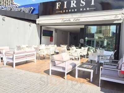 First Lounge Bar