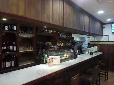 Cafe Bar Tapeo Jones