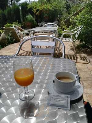 Restaurante Jardín Secreto De La Muralla