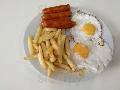 Asador De Pollos Benalpueblo