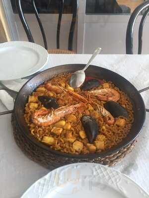 Restaurante Cervecería Castell - Photo 8