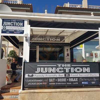 The Junction Bar