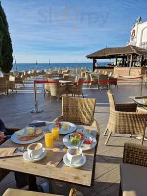 Cochran's Terrace Bar