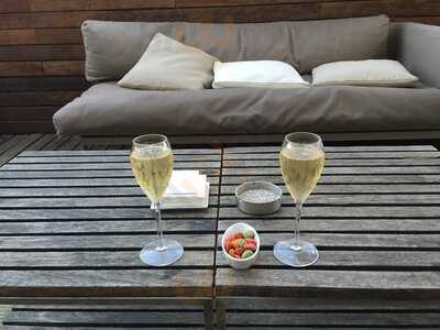 Terraza Del Hotel Omm