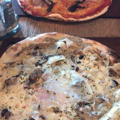 Pizza Emporio - Photo 7
