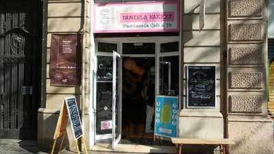 Daniela Bakery